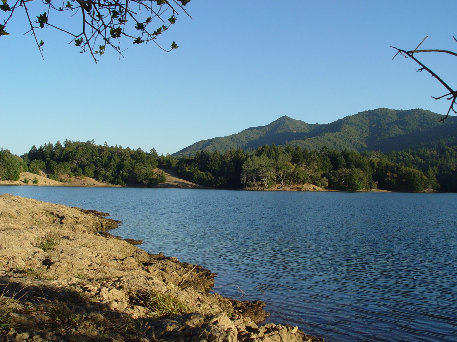 Smoke over Mount Tam starting Monday is a planned burn near Bon Tempe Reservoir