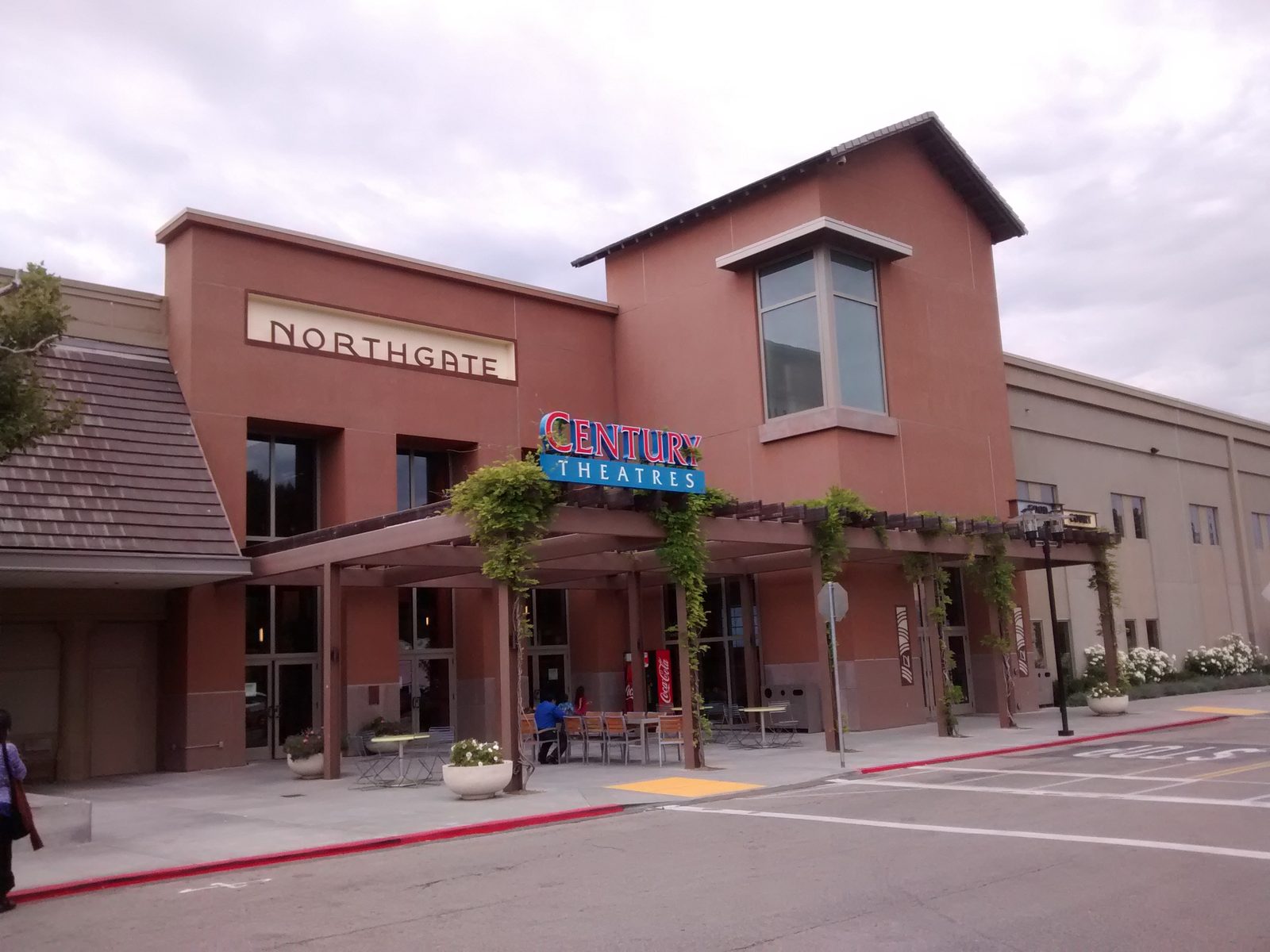 Coworker dispute turns deadly at San Rafael shopping center, police say